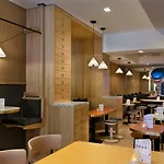 Oh La La ! Bar Bastille Hotel