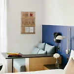 Отель Oh La La ! Bar Bastille Париж