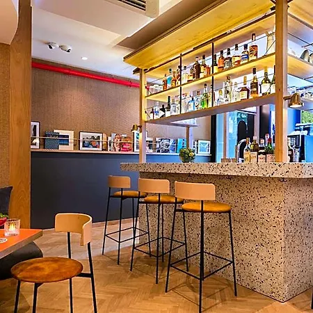 Hotel Oh La La ! Bar Bastille