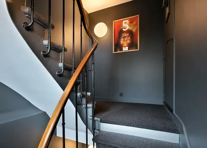 Oh La La ! Bar Bastille Parigi