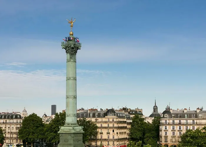 Hotel Oh La La ! Bar Bastille 3*