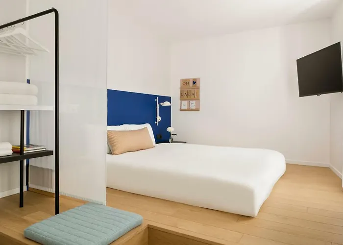 Oh La La ! Bar Bastille Hotel Parigi