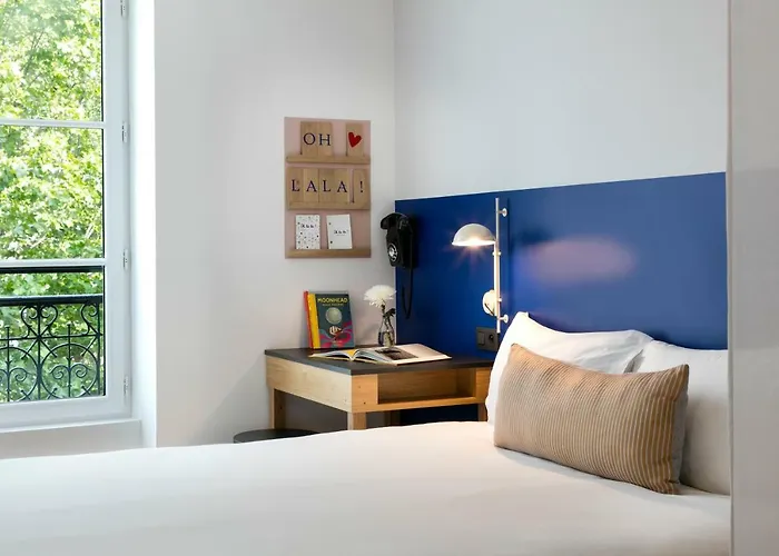 Oh La La ! Bar Bastille Parigi